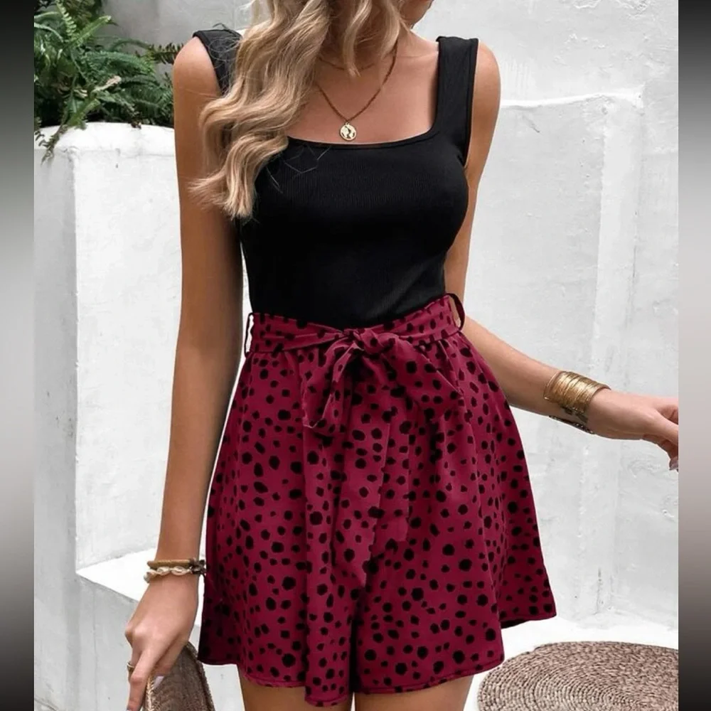 Maroon and black romper - Picture 1 of 3